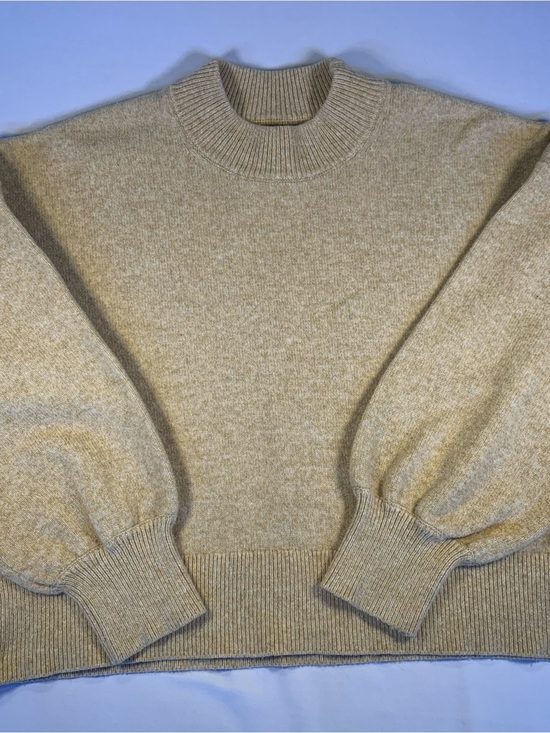 GAP Sweaters - GAP Soft Neutral Knit Sweater